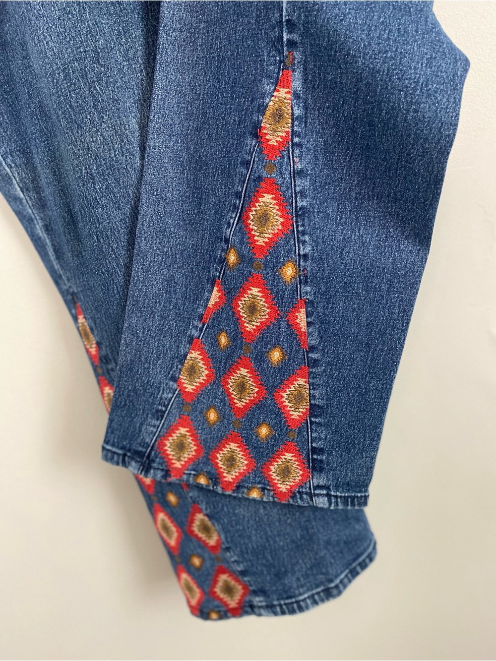 DG2 by Diane Gilman Jean 18WP Southwestern Embroidered Geometric Flare Festival